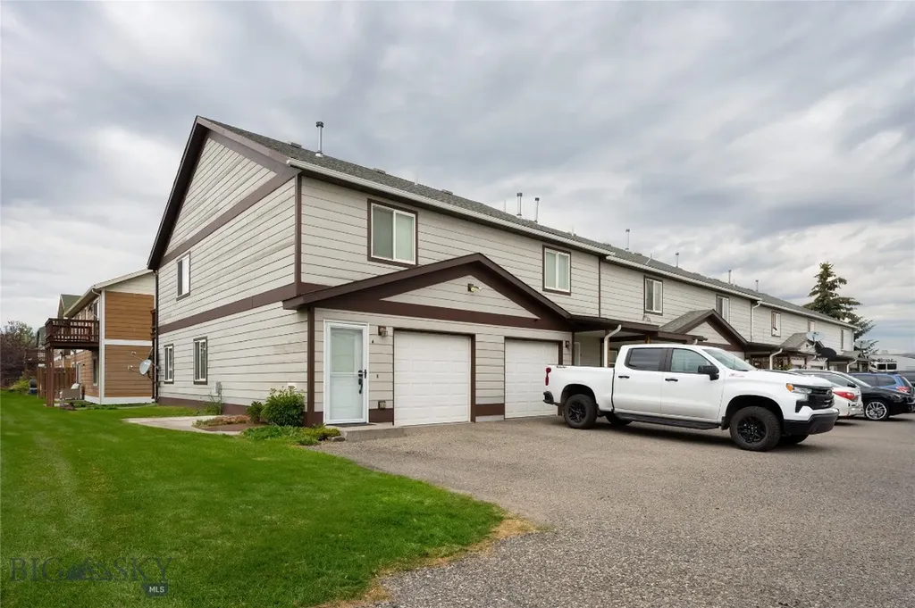 1126 Cruiser Lane Belgrade MT 59714