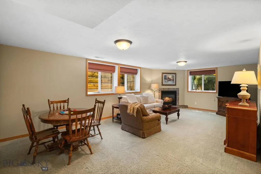 518 Oxford Drive Bozeman MT 59715