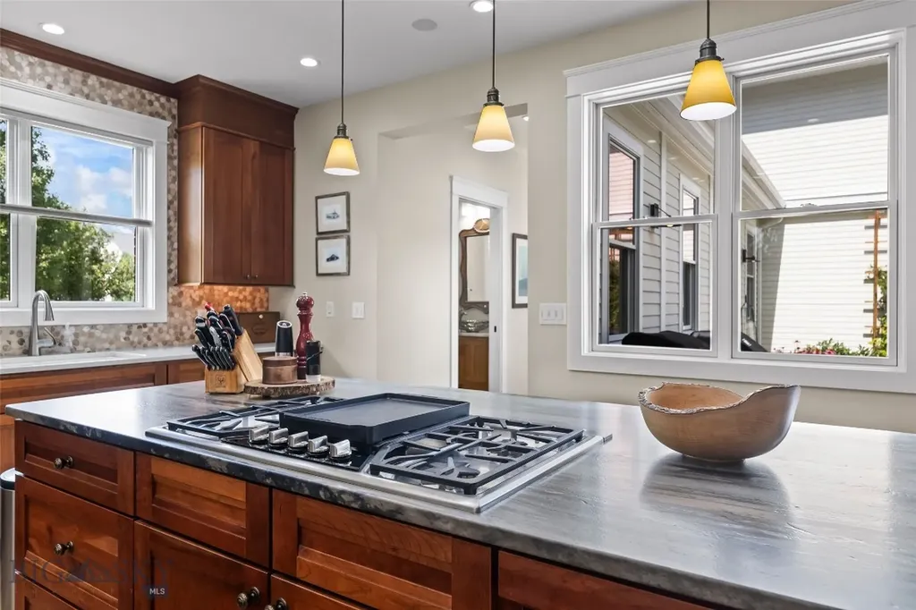 102 Village Downtown Boulevard Bozeman MT 59715