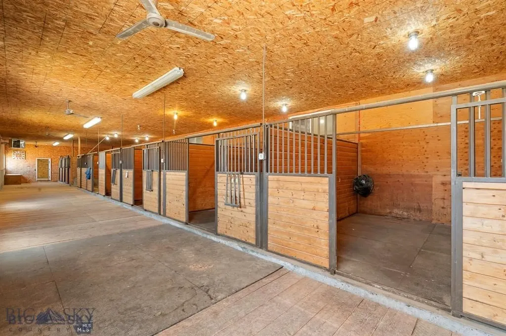 8555 Camp Creek Road Manhattan MT 59741