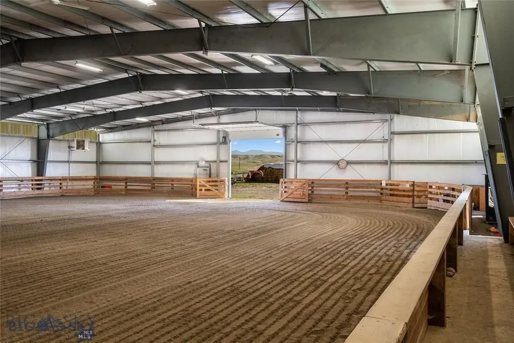 8555 Camp Creek Road Manhattan MT 59741