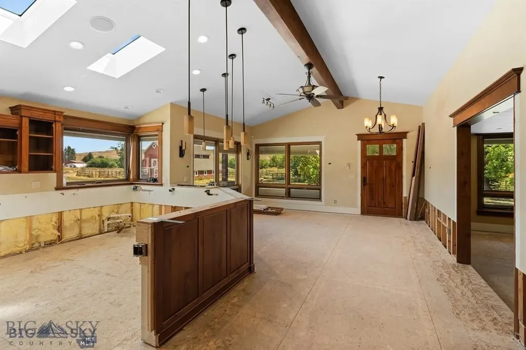 8555 Camp Creek Road Manhattan MT 59741