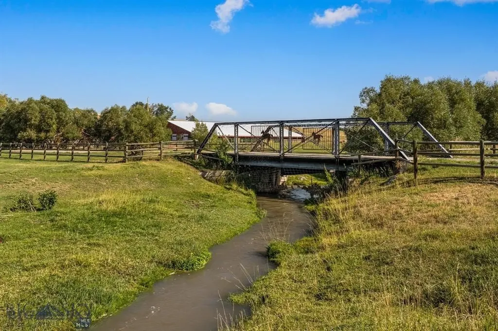 8555 Camp Creek Road Manhattan MT 59741