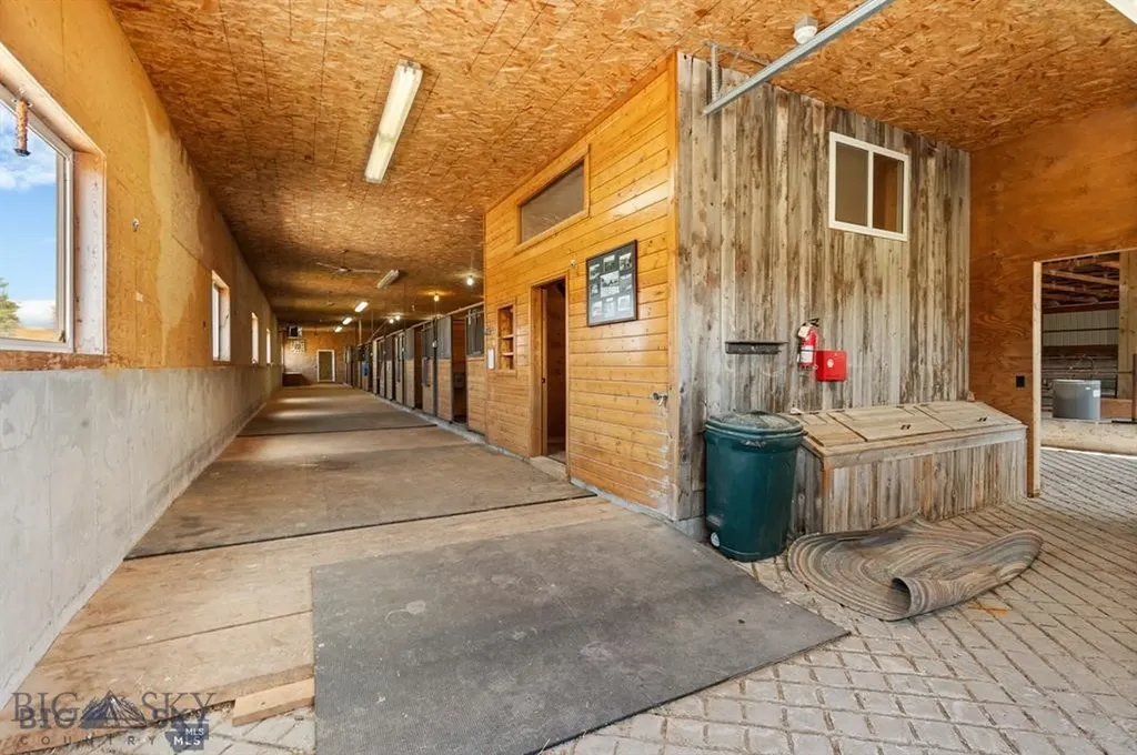 8555 Camp Creek Road Manhattan MT 59741