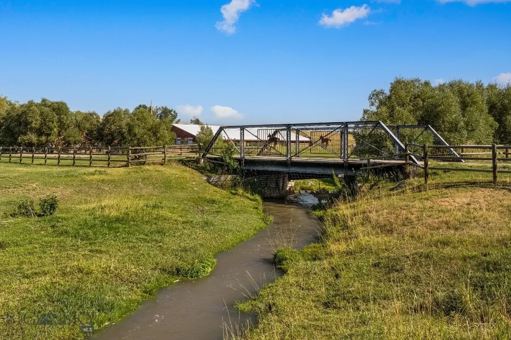 8555 Camp Creek Road Manhattan MT 59741