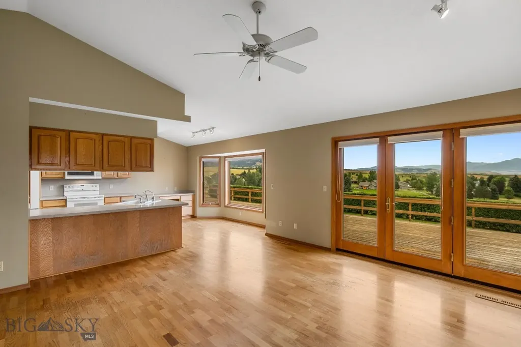 3310 Tumbleweed Drive Bozeman MT 59715
