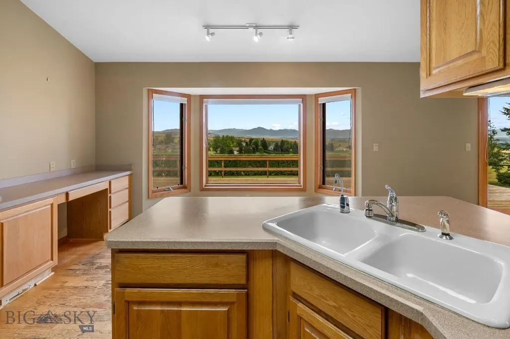 3310 Tumbleweed Drive Bozeman MT 59715