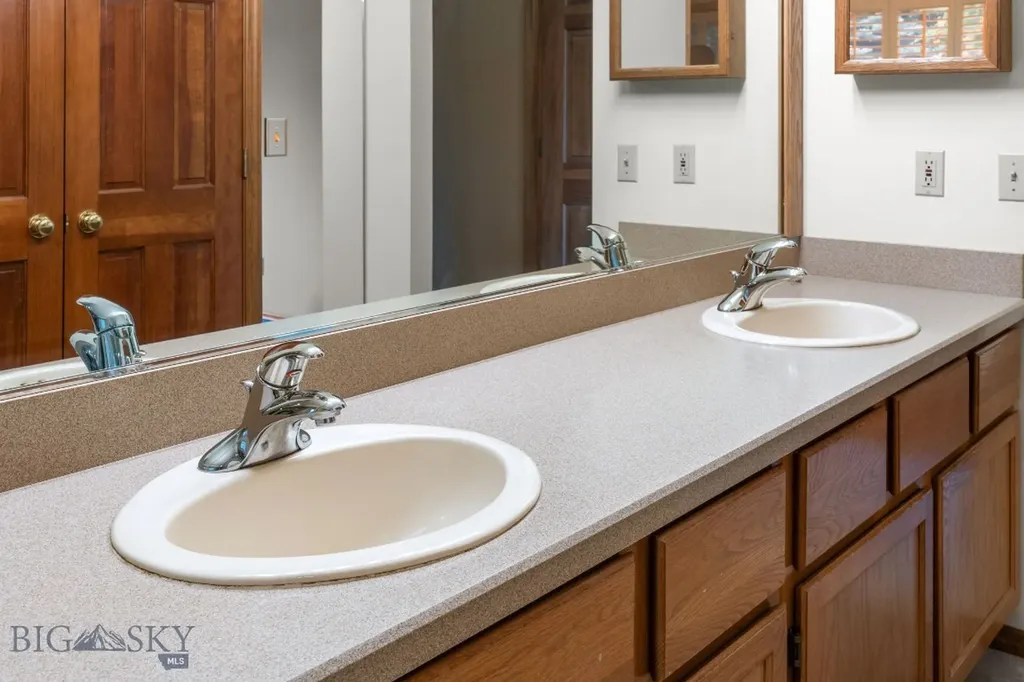 3310 Tumbleweed Drive Bozeman MT 59715