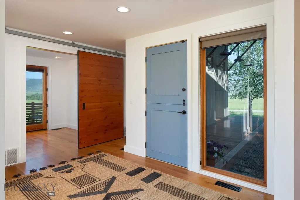 27 Royal Wulff Road Livingston MT 59047