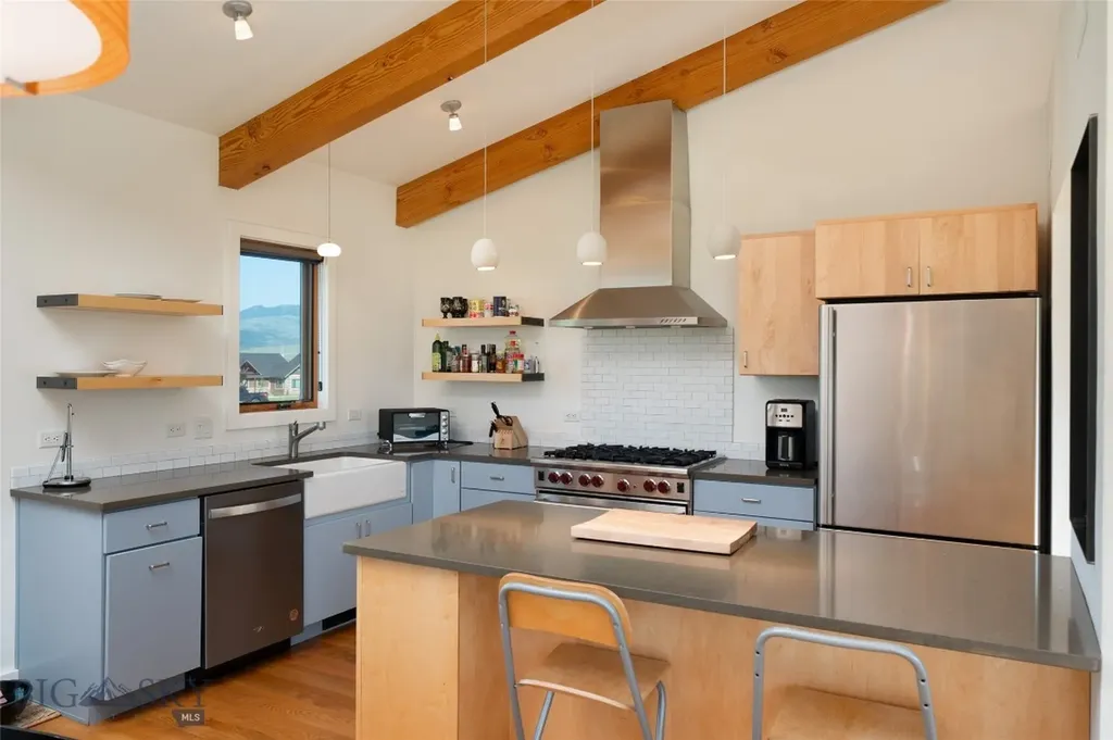 27 Royal Wulff Road Livingston MT 59047