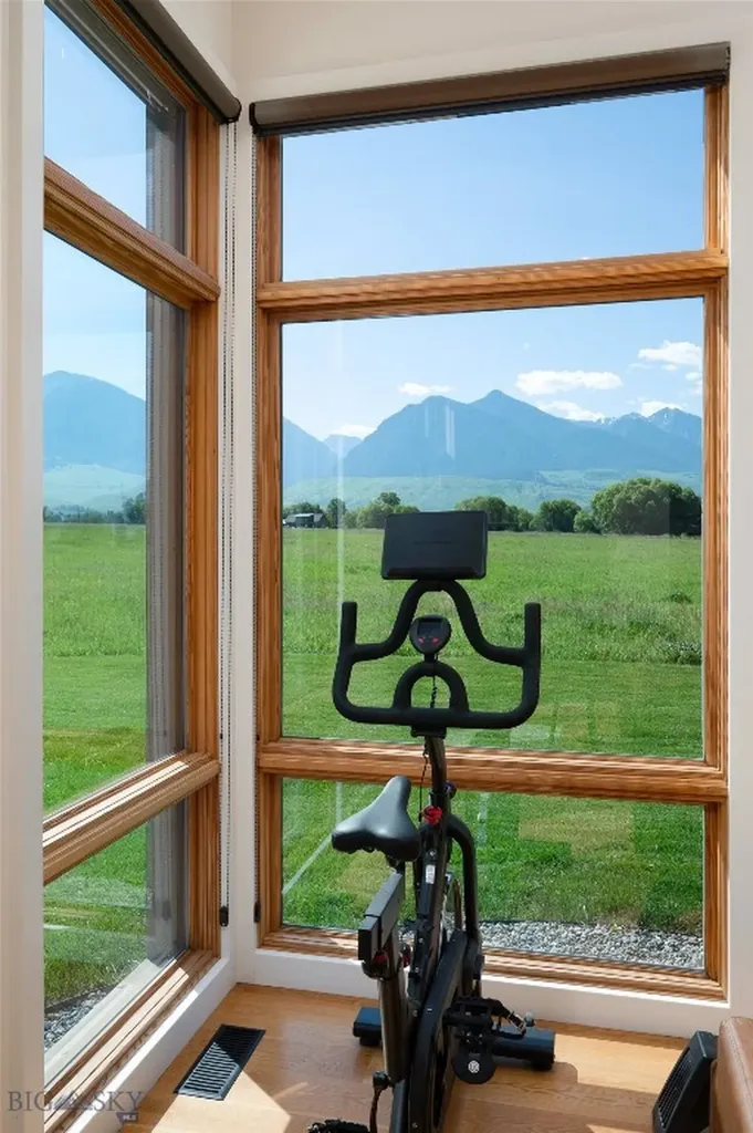 27 Royal Wulff Road Livingston MT 59047