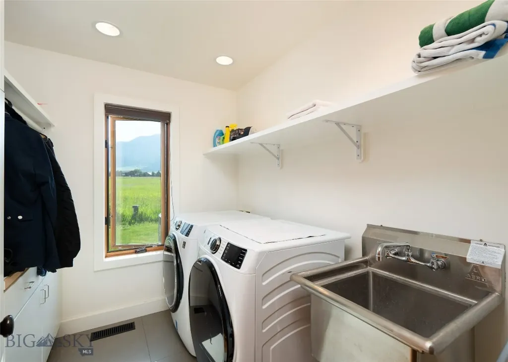 27 Royal Wulff Road Livingston MT 59047