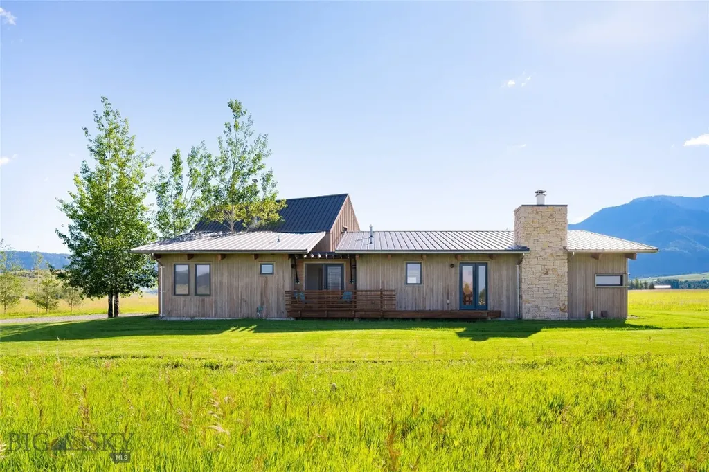 27 Royal Wulff Road Livingston MT 59047