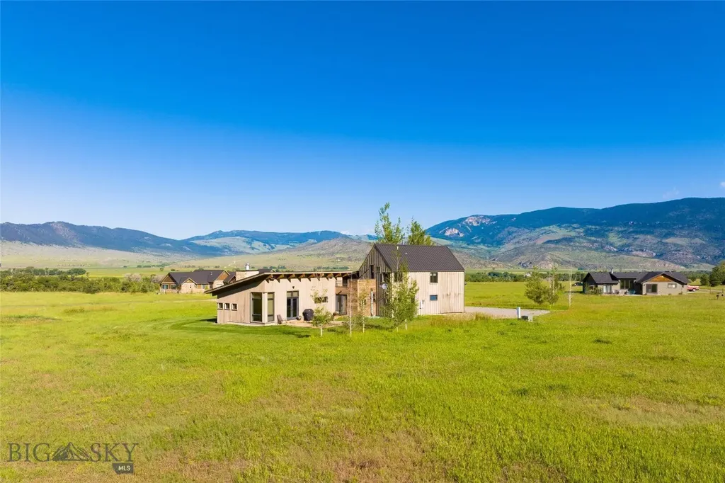 27 Royal Wulff Road Livingston MT 59047