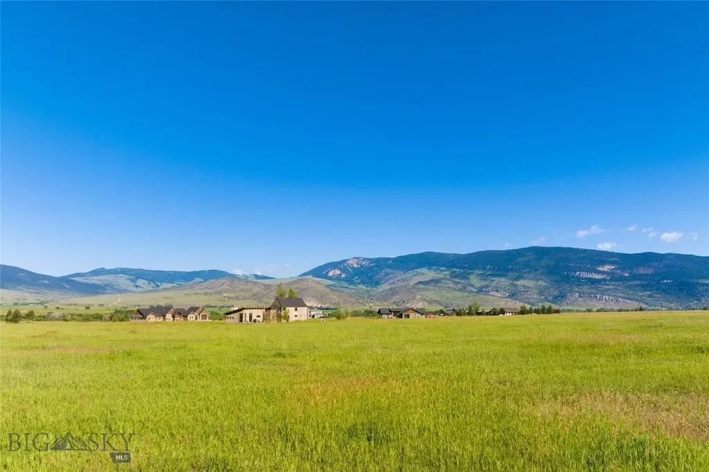 27 Royal Wulff Road Livingston MT 59047