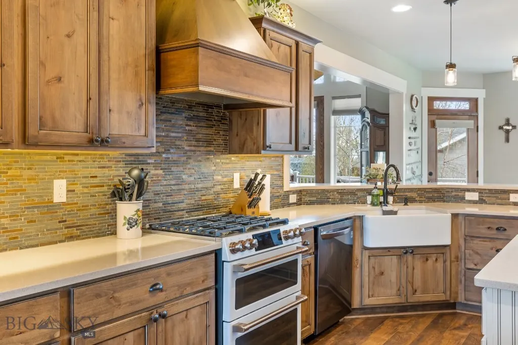 754 Milestone Drive Belgrade MT 59714