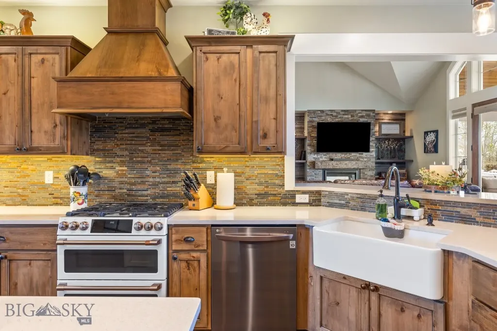 754 Milestone Drive Belgrade MT 59714