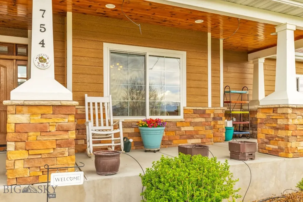 754 Milestone Drive Belgrade MT 59714