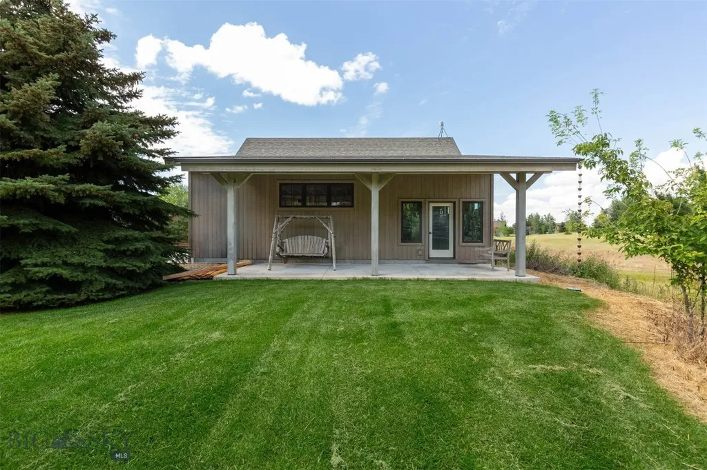 68 Sky Light Court Bozeman MT 59715