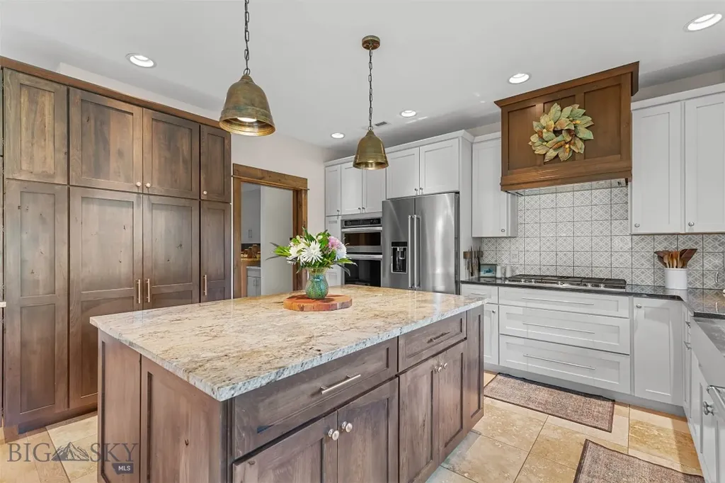 68 Sky Light Court Bozeman MT 59715