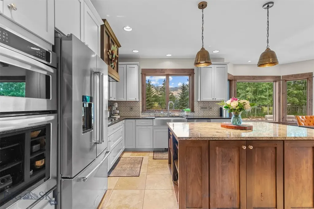 68 Sky Light Court Bozeman MT 59715