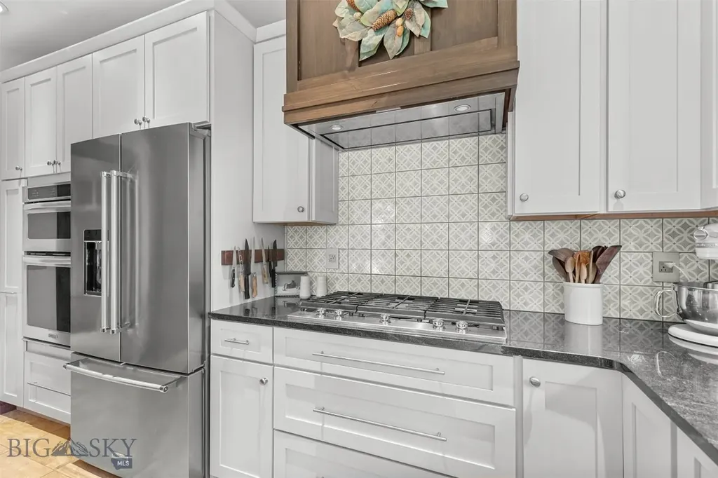68 Sky Light Court Bozeman MT 59715