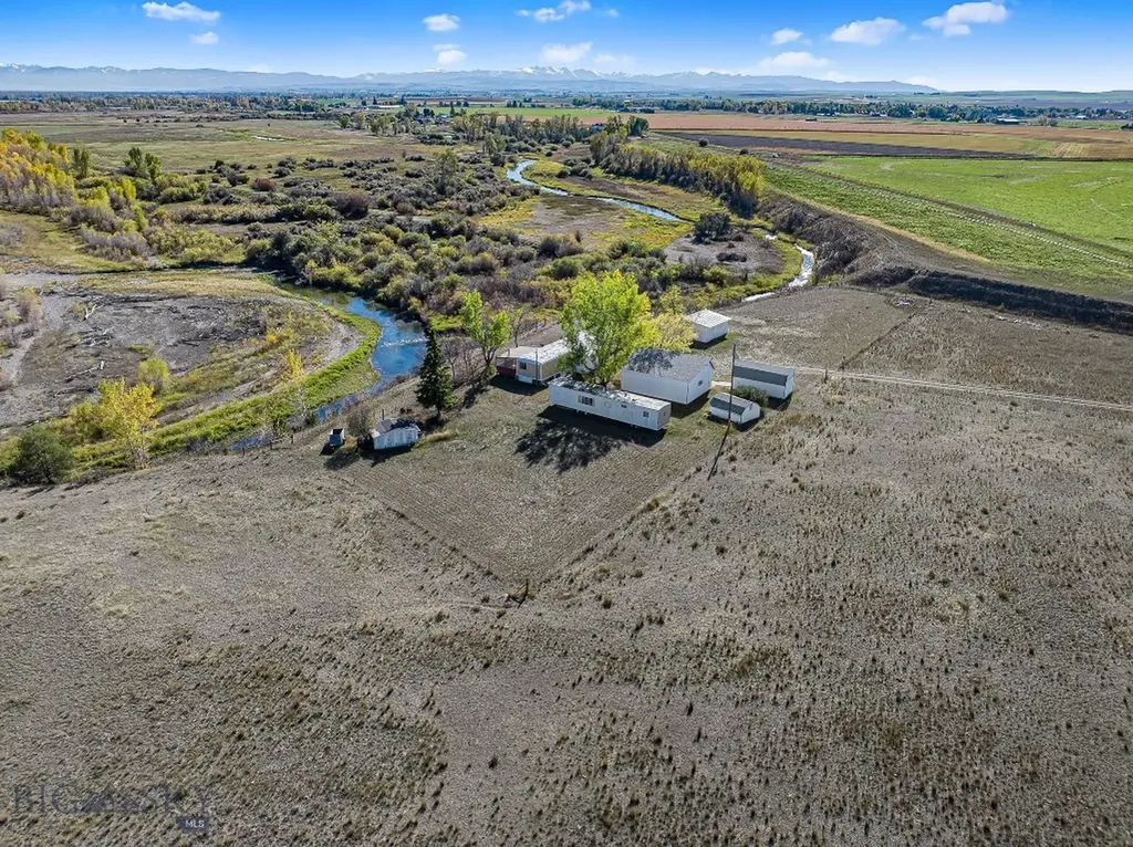 2440 Yadon Road Manhattan MT 59741