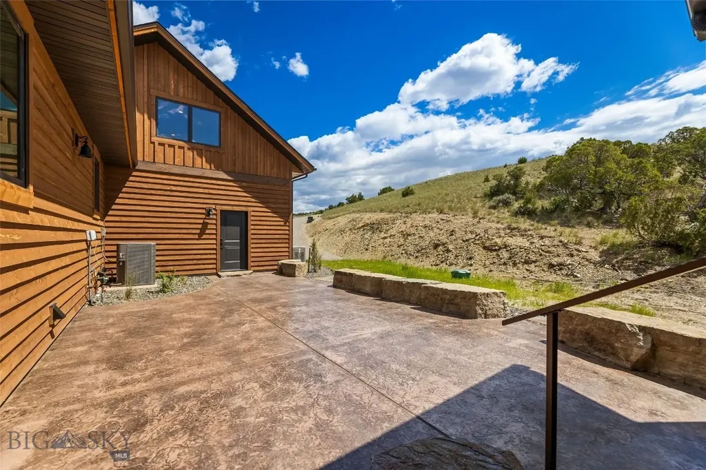 499 Saddle Ridge Road Manhattan MT 59741
