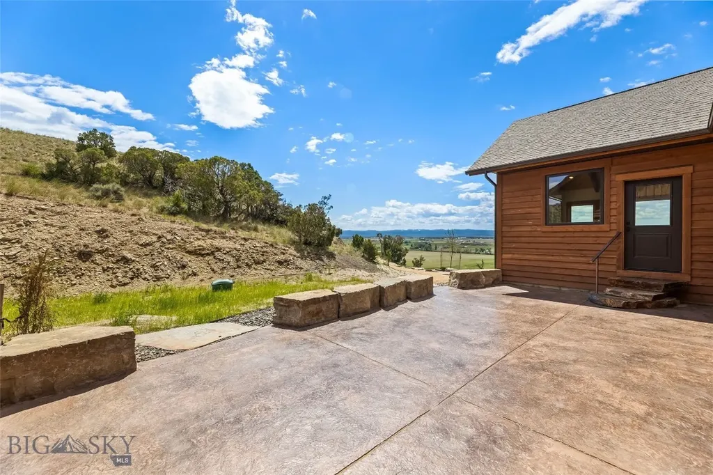 499 Saddle Ridge Road Manhattan MT 59741