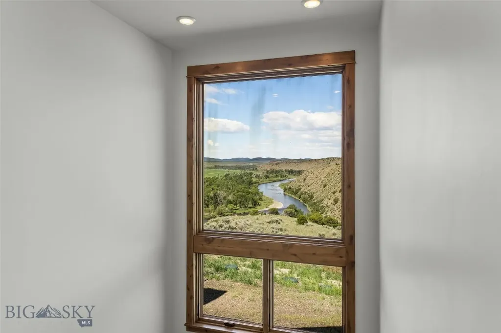 499 Saddle Ridge Road Manhattan MT 59741