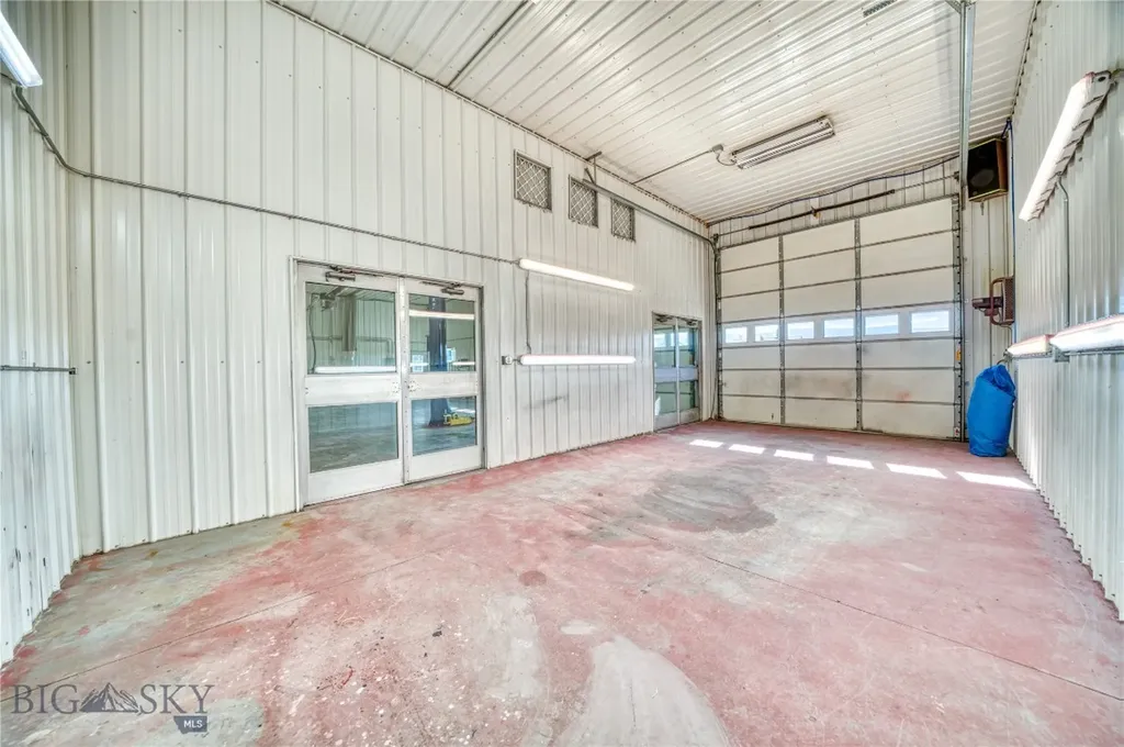 511 Table Mountain Drive Gallatin Gateway MT 59730