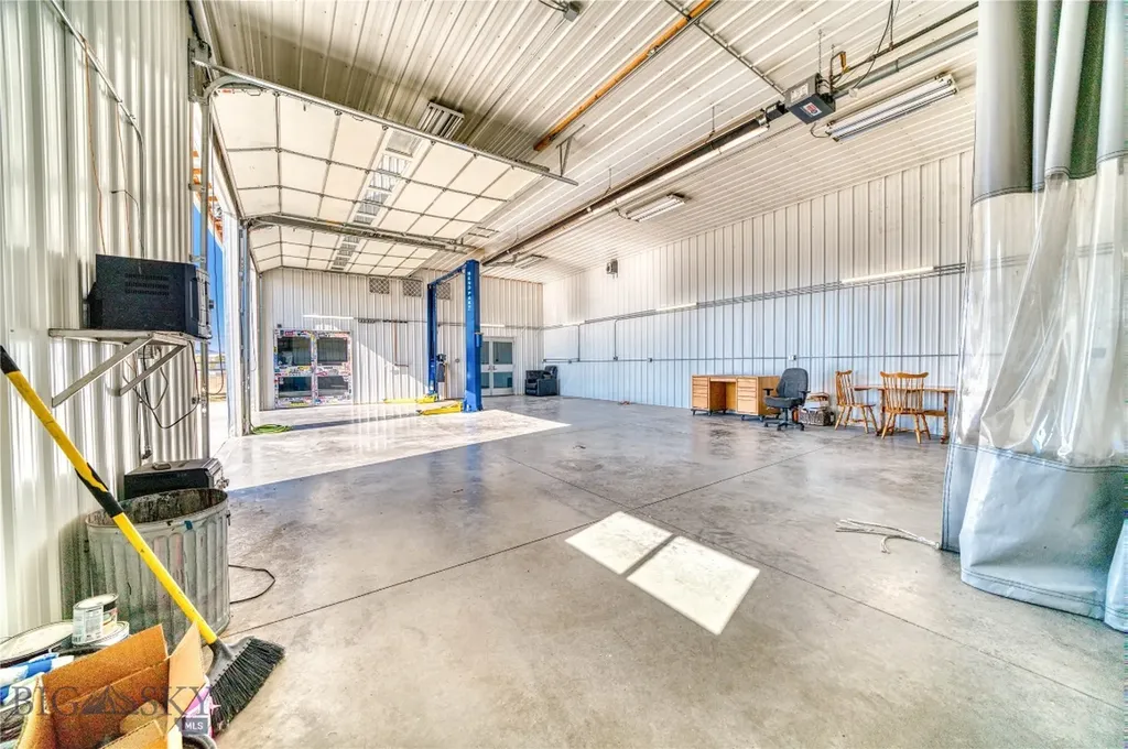 511 Table Mountain Drive Gallatin Gateway MT 59730