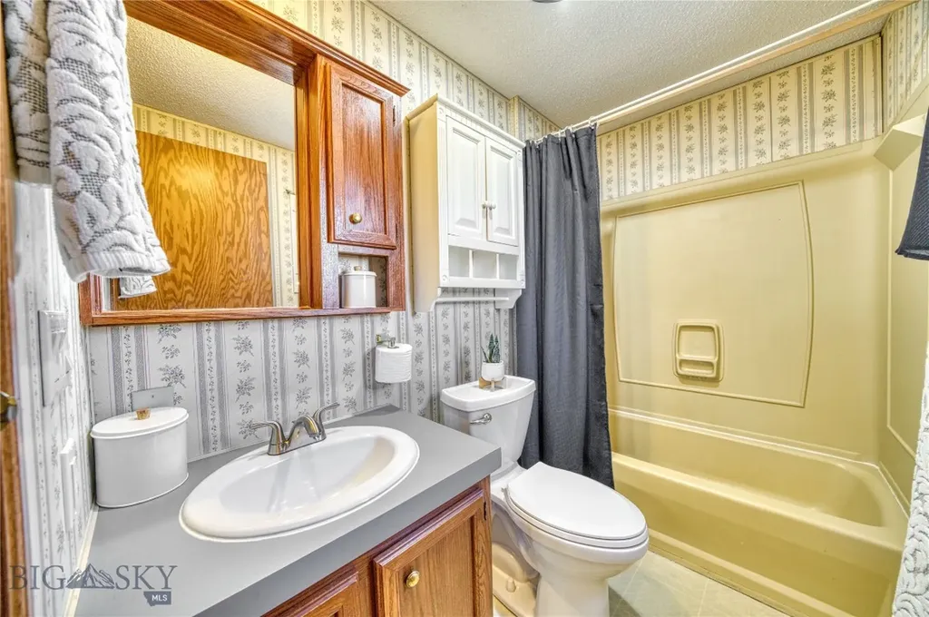 511 Table Mountain Drive Gallatin Gateway MT 59730