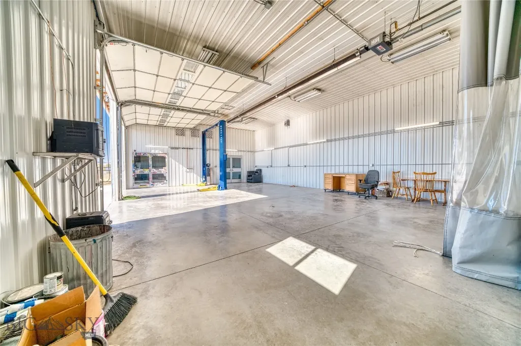 511 Table Mountain Drive Gallatin Gateway MT 59730