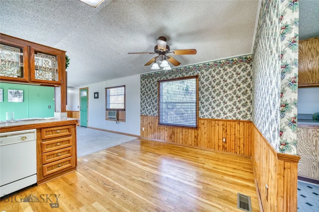 511 Table Mountain Drive Gallatin Gateway MT 59730
