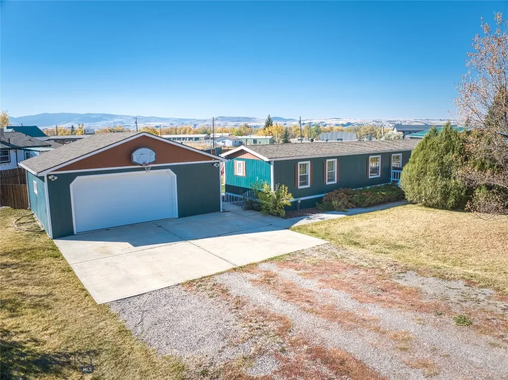 511 Table Mountain Drive Gallatin Gateway MT 59730