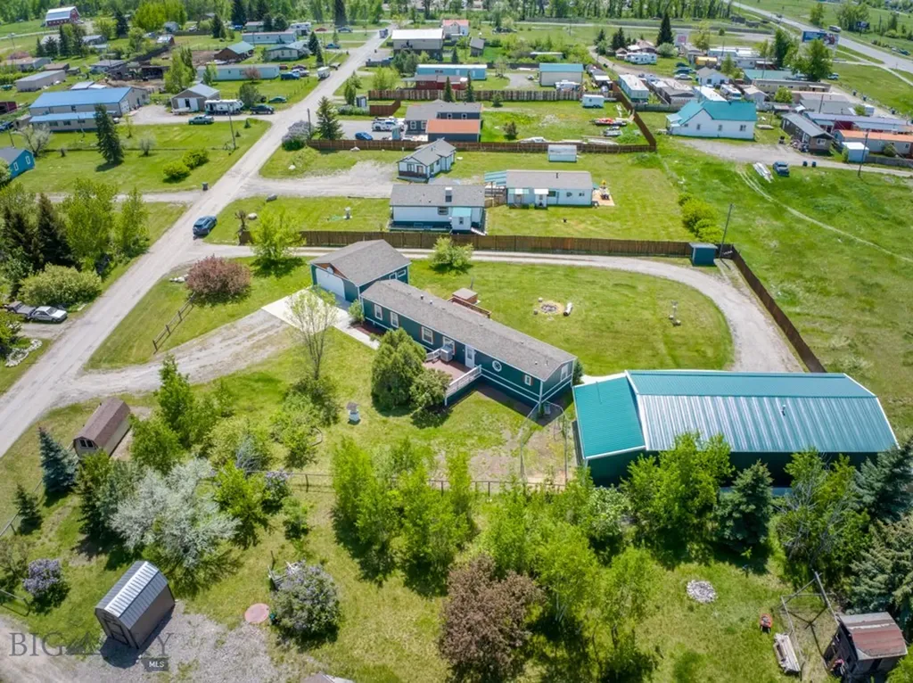 511 Table Mountain Drive Gallatin Gateway MT 59730