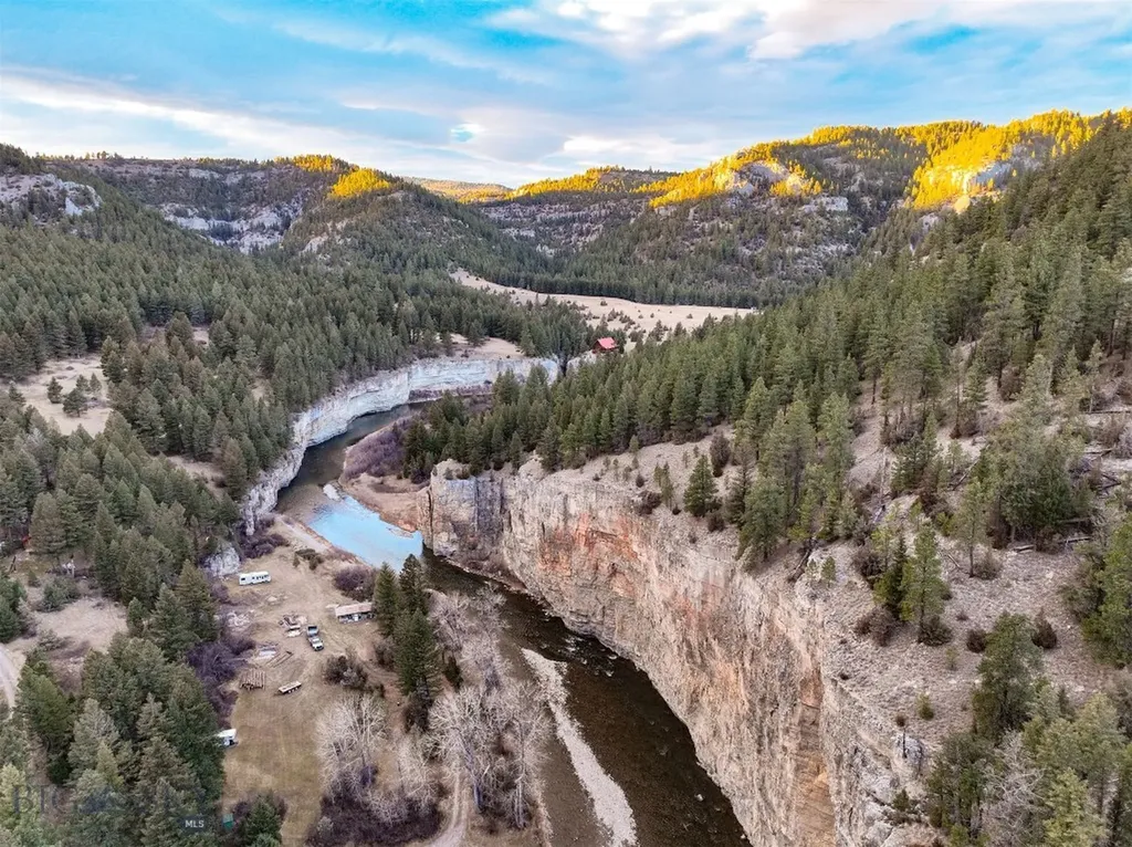 0 Two Creeks Road Other MT 59645