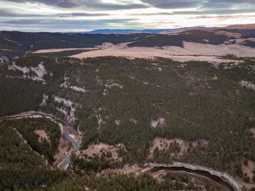 0 Two Creeks Road Other MT 59645