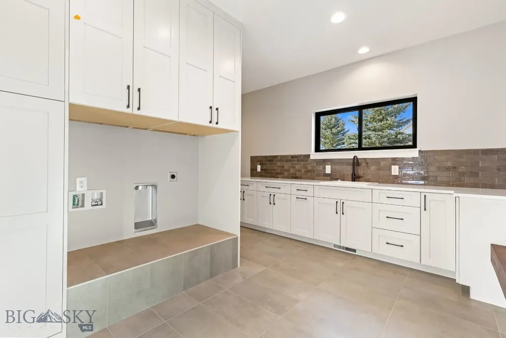 1019 Bridger Lake Drive Bozeman MT 59715