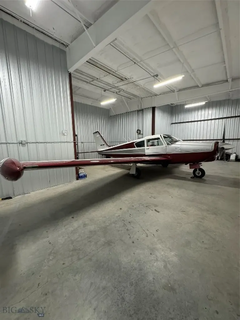 277 Vw1 Hangar Belgrade MT 59714