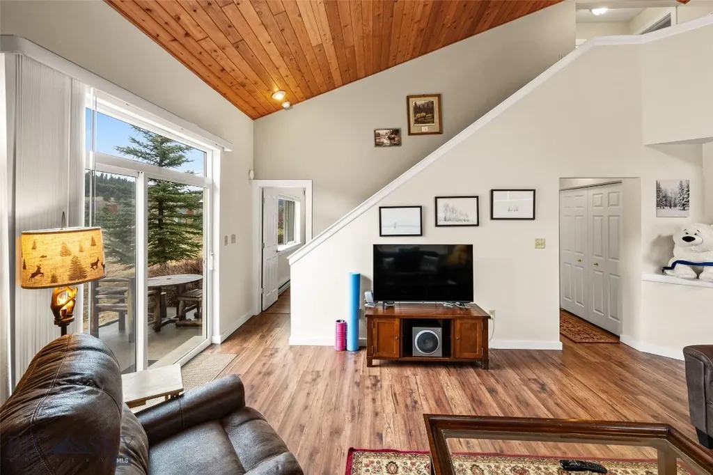173 Candlelight Meadow Drive Big Sky MT 59716