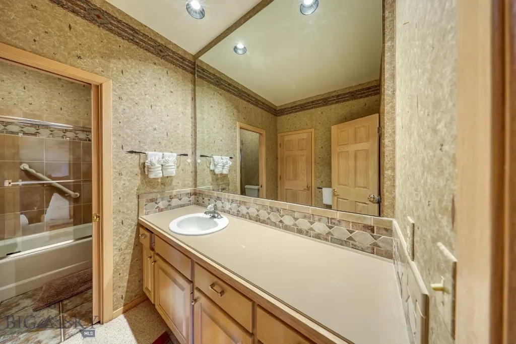 450 Crown Butte Road Big Sky MT 59716