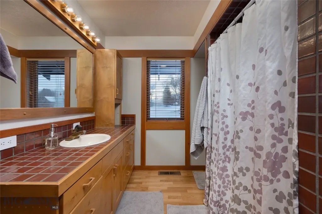 2122 Fairway Drive Bozeman MT 59715