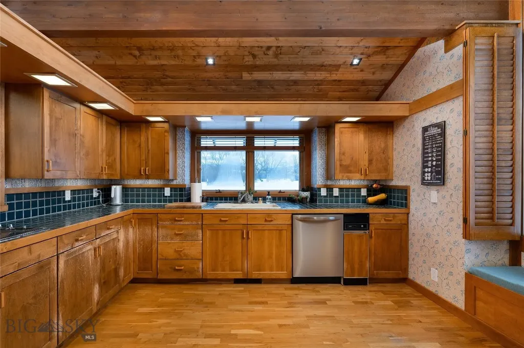 2122 Fairway Drive Bozeman MT 59715