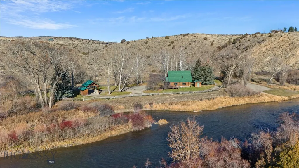 Tbd Horse Castle Road Manhattan MT 59741