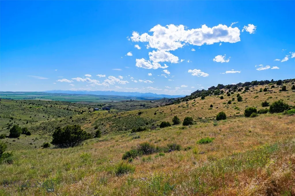 Tbd Horse Castle Road Manhattan MT 59741