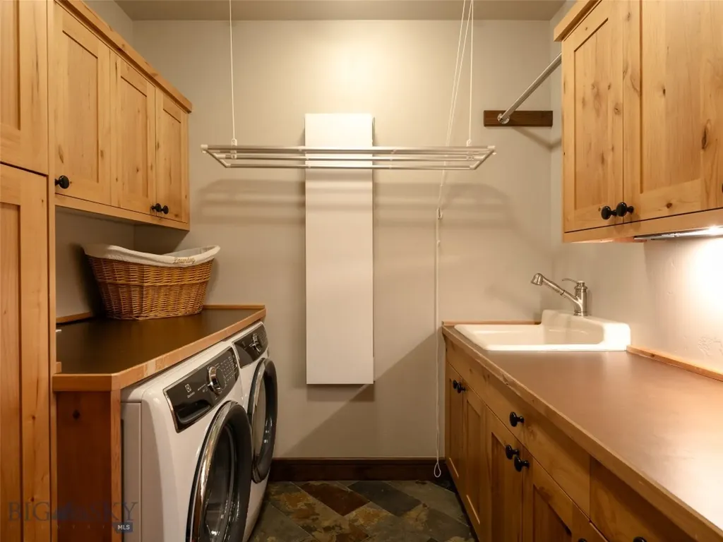 168 Charlie Russell Loop Big Sky MT 59716