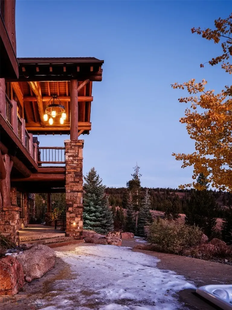 168 Charlie Russell Loop Big Sky MT 59716
