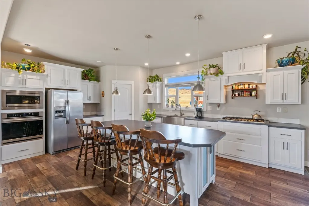 30 Mountain View Road Sheridan MT 59749